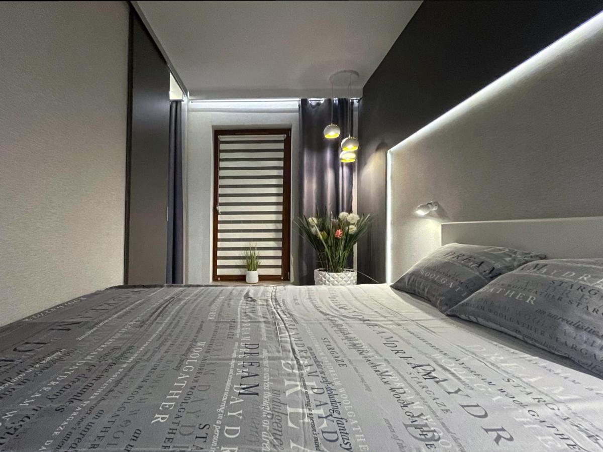 4Uapart-Apartment Suite Platan Grey Swinoujscie Kültér fotó